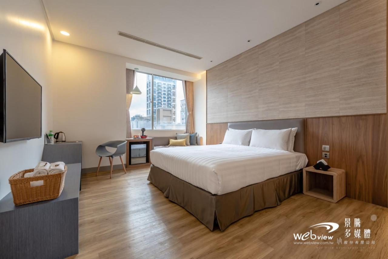 玩行旅台北館 Hotel Тайпей Екстериор снимка