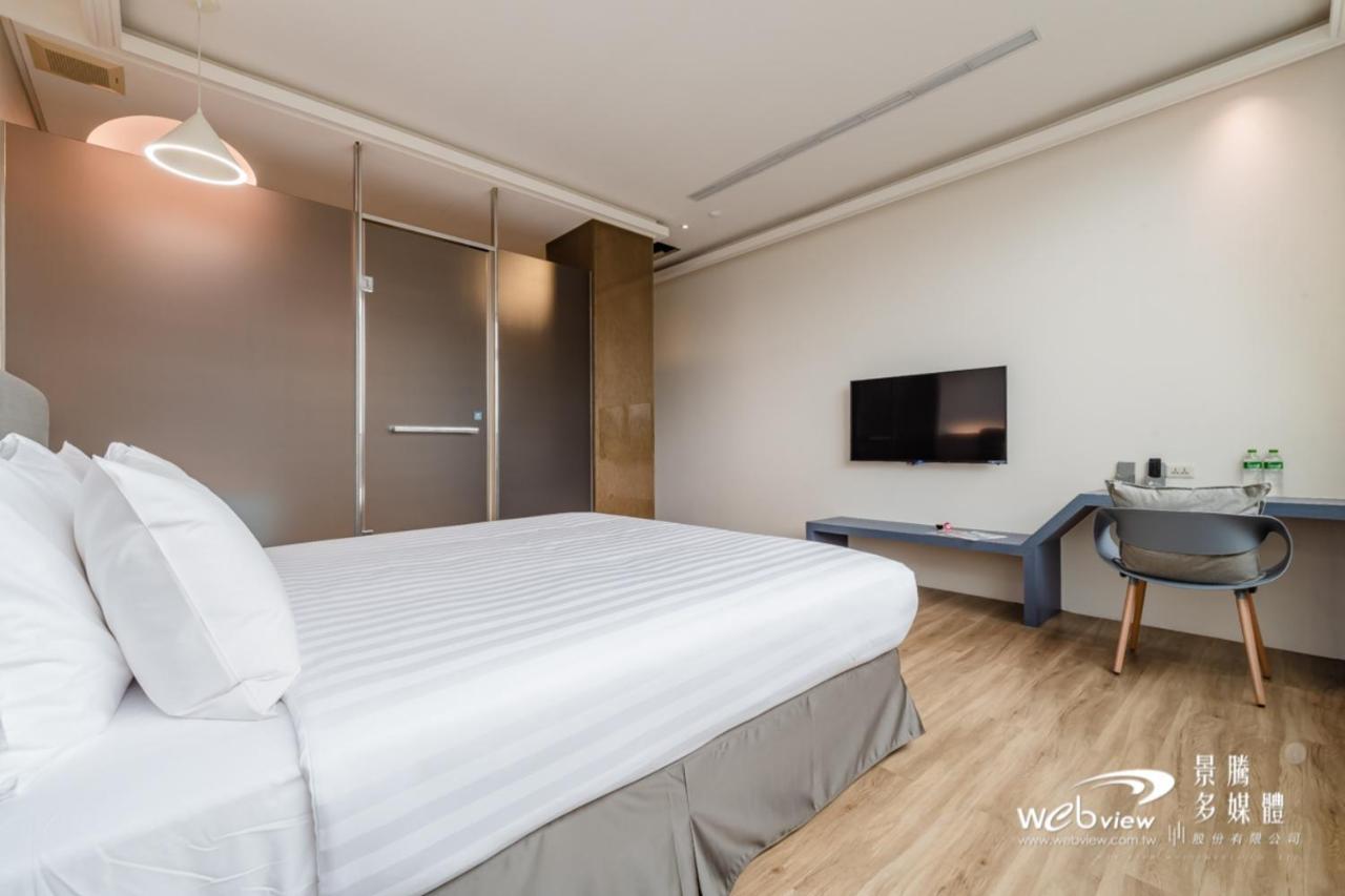 玩行旅台北館 Hotel Тайпей Екстериор снимка