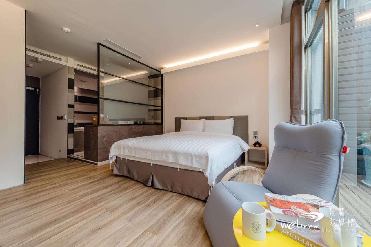 玩行旅台北館 Hotel Тайпей Екстериор снимка